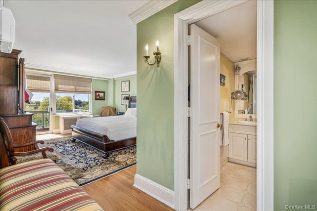 111 Cherry Valley Avenue 517, Garden City, NY 11530