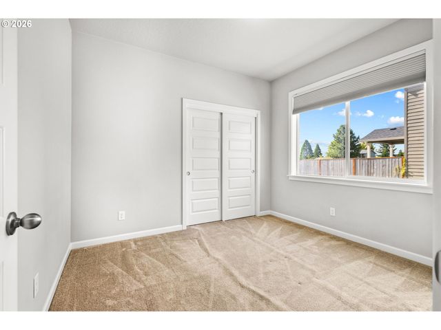 4722 ROYAL Dr, Albany, OR 97321