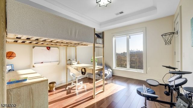 150 Henley Pl 404, Weehawken Twp., NJ 07086