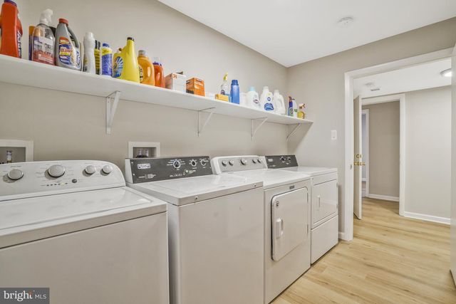 706 N CLEVELAND ST, Arlington, VA 22201