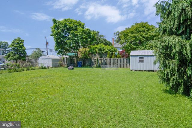 706 N CLEVELAND ST, Arlington, VA 22201