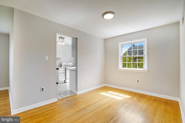 706 N CLEVELAND ST, Arlington, VA 22201