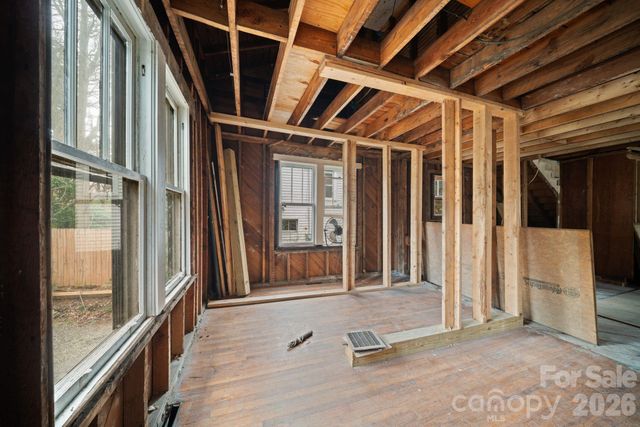 141 Louisiana Avenue, Asheville, NC 28806