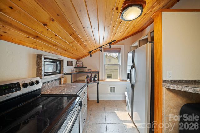 141 Louisiana Avenue, Asheville, NC 28806