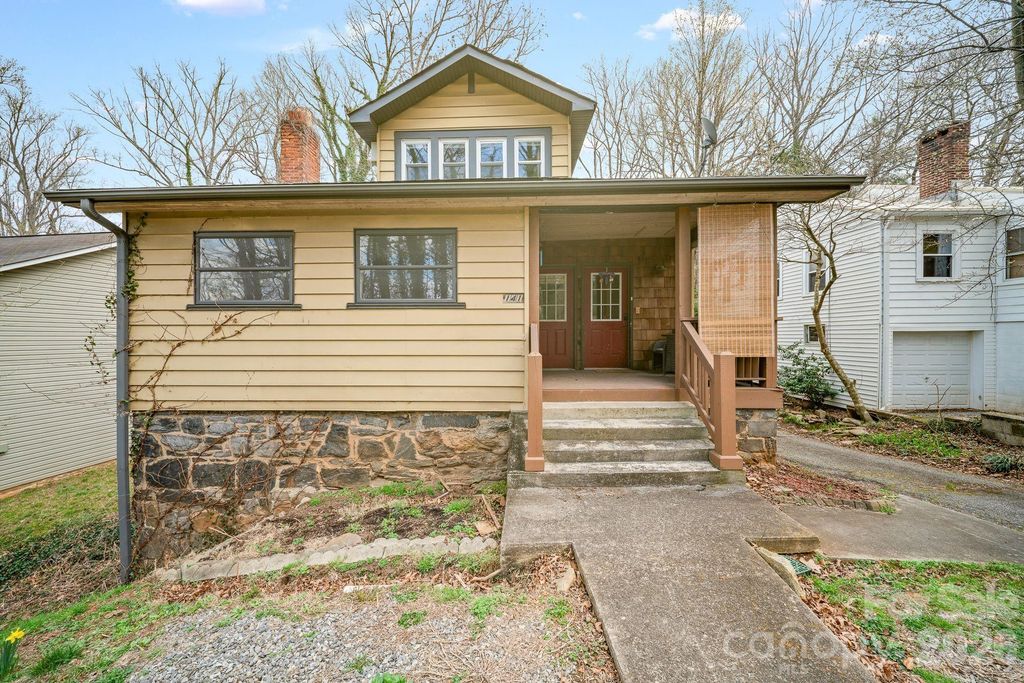 141 Louisiana Avenue, Asheville, NC 28806