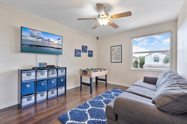 15561 NW 12th Place, Pembroke Pines, FL 33028