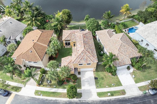 15561 NW 12th Place, Pembroke Pines, FL 33028