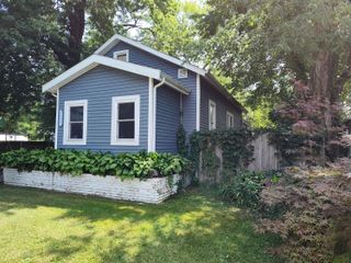 2214 Kenilworth Avenue, Kalamazoo Twp, MI 49048