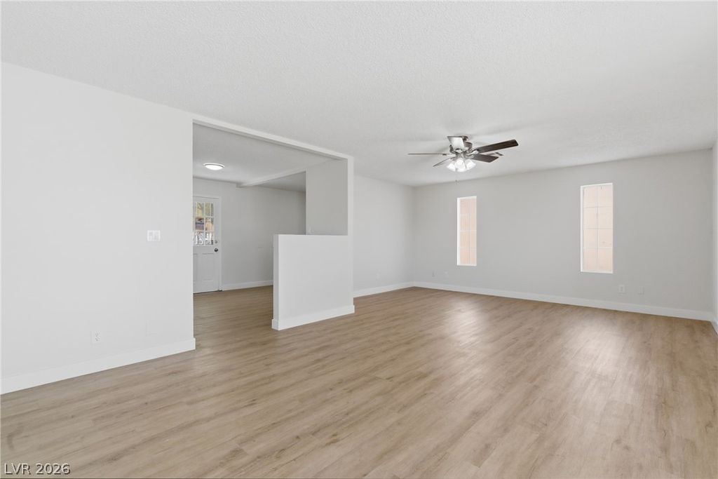 Image 20 of property listing at 6501 Casada Way, Las Vegas, NV 89107