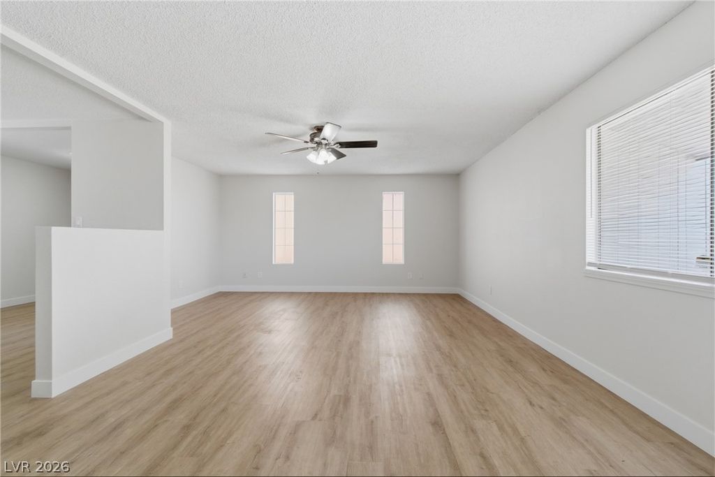 Image 21 of property listing at 6501 Casada Way, Las Vegas, NV 89107