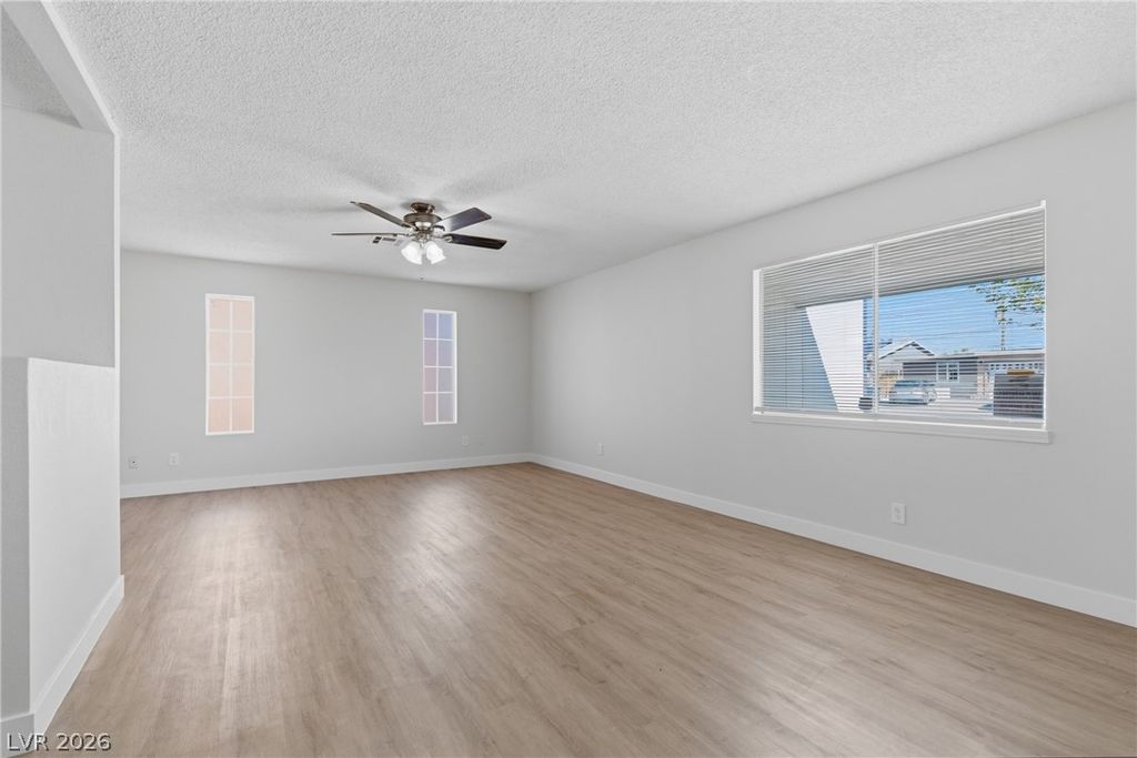 Image 22 of property listing at 6501 Casada Way, Las Vegas, NV 89107