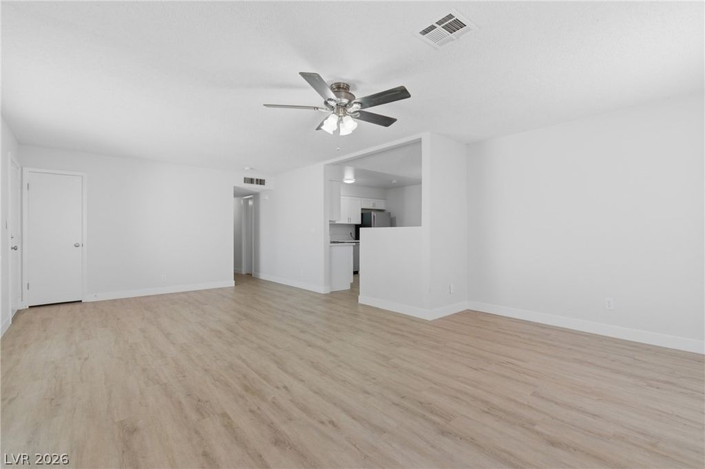 Image 28 of property listing at 6501 Casada Way, Las Vegas, NV 89107