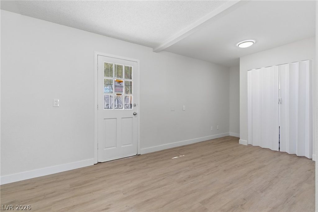 Image 34 of property listing at 6501 Casada Way, Las Vegas, NV 89107