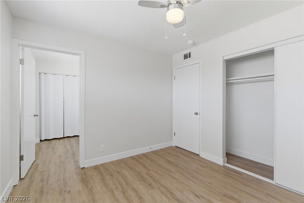 Image 9 of property listing at 6501 Casada Way, Las Vegas, NV 89107