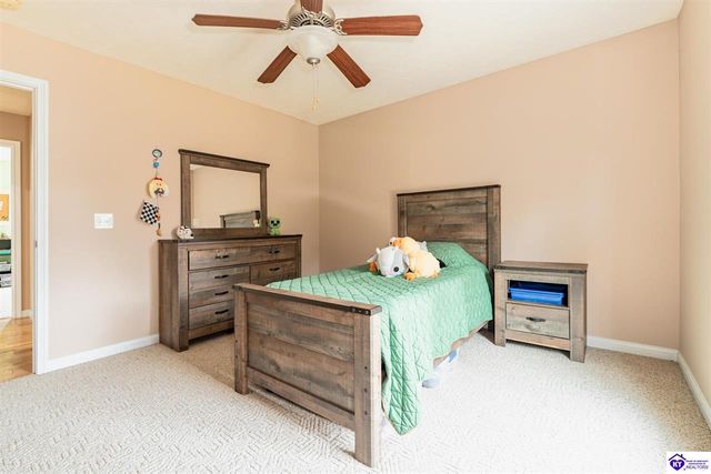 86 Daisy Lane, Brandenburg, KY 40108