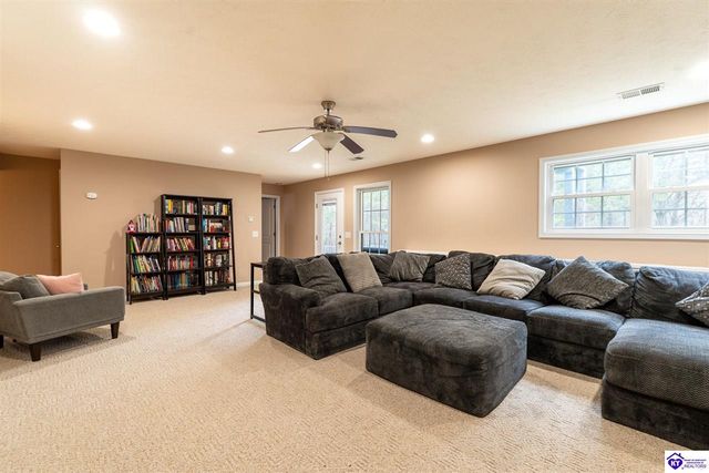 86 Daisy Lane, Brandenburg, KY 40108