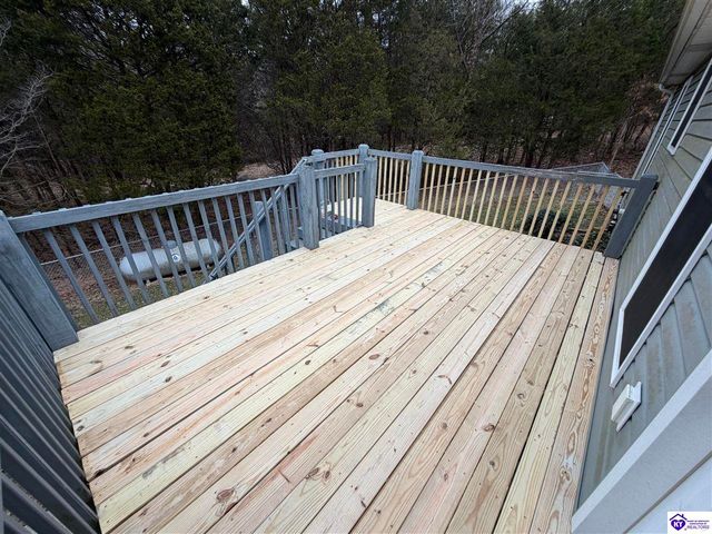 86 Daisy Lane, Brandenburg, KY 40108