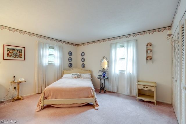 6100 Paisley Drive, North Olmsted, OH 44070
