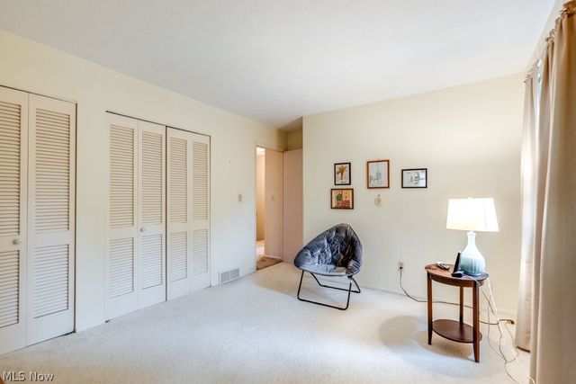6100 Paisley Drive, North Olmsted, OH 44070
