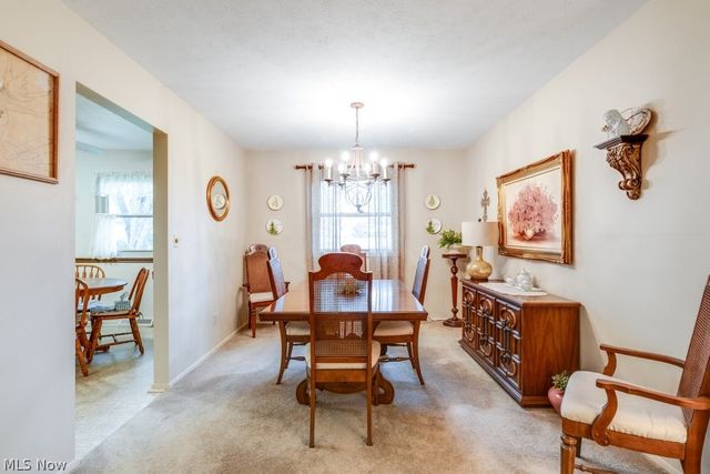 6100 Paisley Drive, North Olmsted, OH 44070