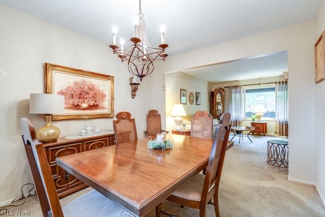 6100 Paisley Drive, North Olmsted, OH 44070