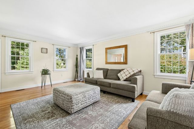78 Frye, Bolton, MA 01740