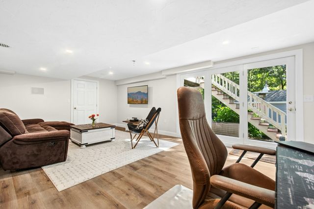 78 Frye, Bolton, MA 01740