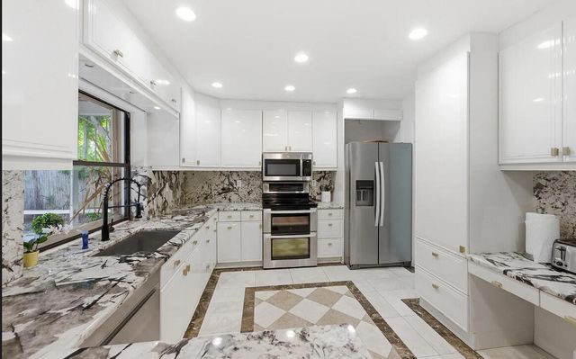 10740 NW 19th Street, Coral Springs, FL 33071