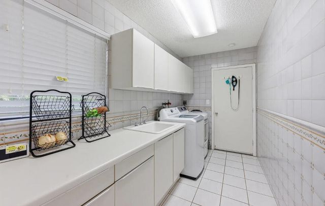 10740 NW 19th Street, Coral Springs, FL 33071