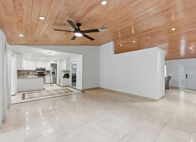 10740 NW 19th Street, Coral Springs, FL 33071