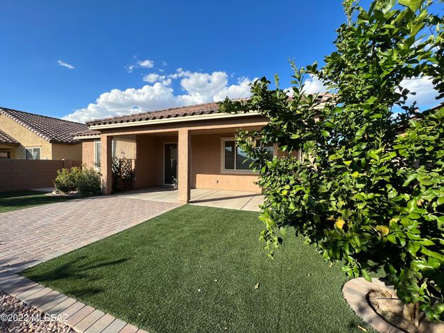 11571 W Boll Bloom Drive, Marana, AZ 85653