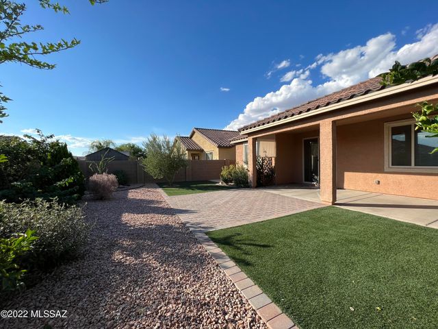 11571 W Boll Bloom Drive, Marana, AZ 85653