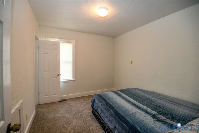 4903 Castlewood Rd, Chesterfield, VA 23234