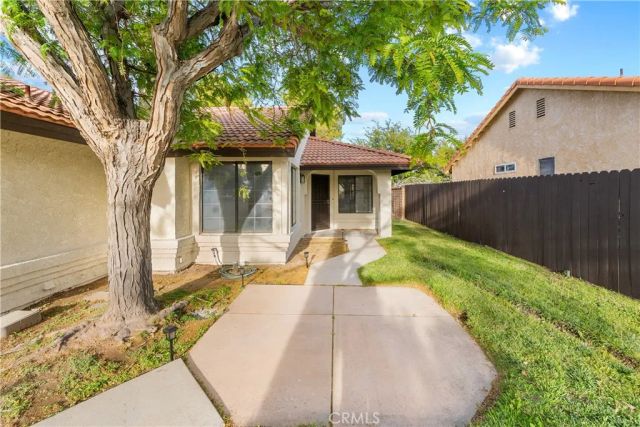 40744 Via Valor, Palmdale, CA 93551