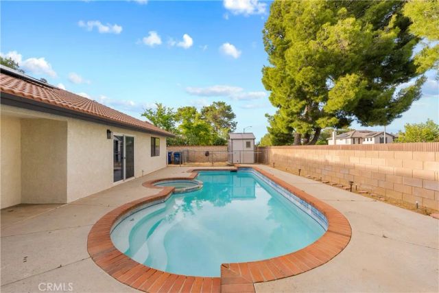 40744 Via Valor, Palmdale, CA 93551