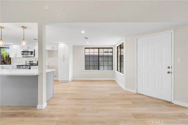 40744 Via Valor, Palmdale, CA 93551