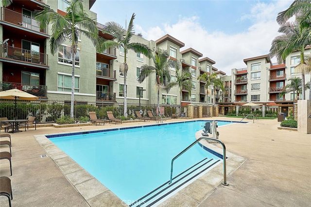100 S Alameda 321, Los Angeles, CA 90012