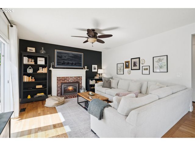 13064 Sw Bradley Ln, Tigard, OR 97224