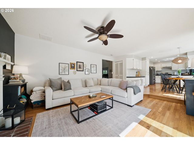 13064 Sw Bradley Ln, Tigard, OR 97224