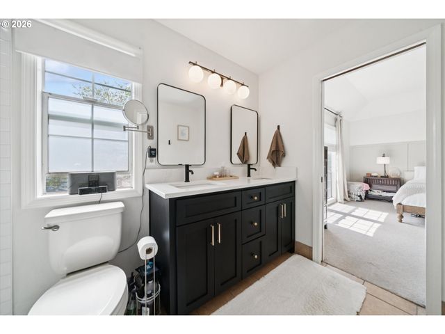 13064 Sw Bradley Ln, Tigard, OR 97224