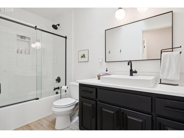 13064 Sw Bradley Ln, Tigard, OR 97224