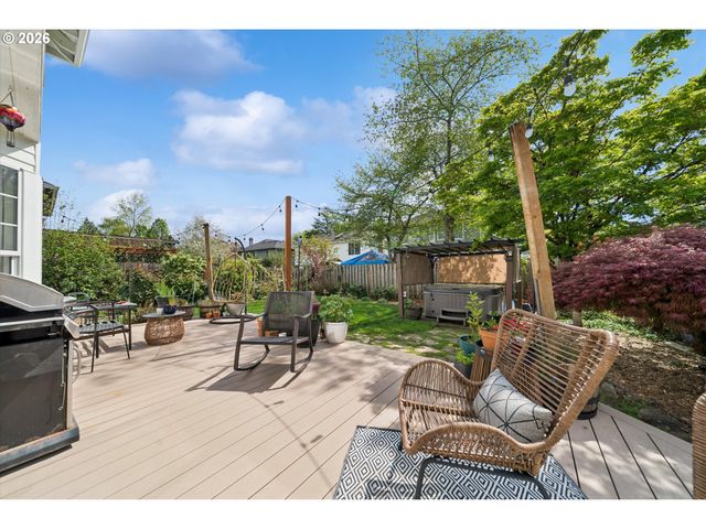 13064 Sw Bradley Ln, Tigard, OR 97224