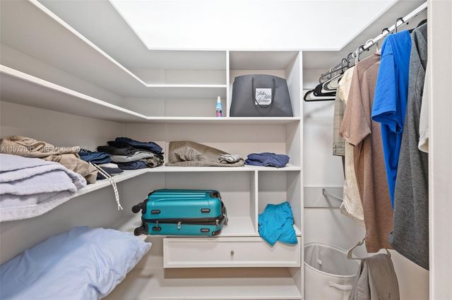 16485 Collins Ave 232, Sunny Isles Beach, FL 33160