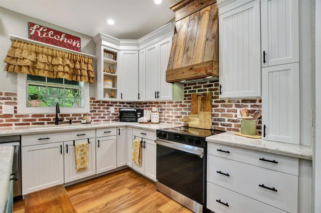 40410 Rolling Forest Drive, Magnolia, TX 77354