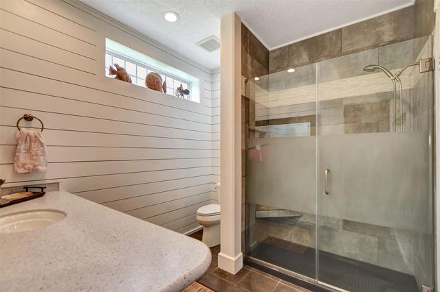 40410 Rolling Forest Drive, Magnolia, TX 77354