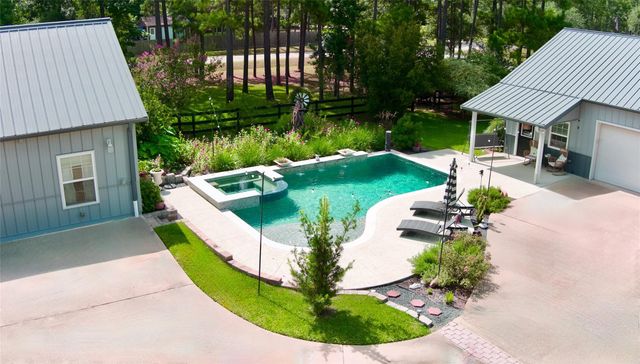 40410 Rolling Forest Drive, Magnolia, TX 77354