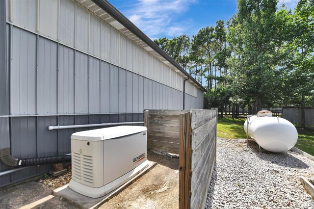 40410 Rolling Forest Drive, Magnolia, TX 77354