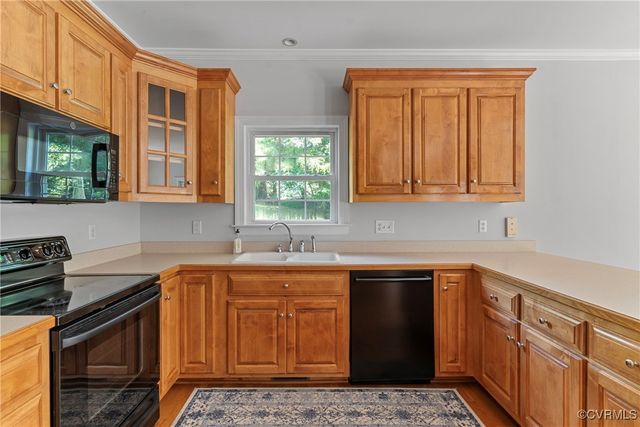 12055 Hadden Hall Dr, Chesterfield, VA 23838