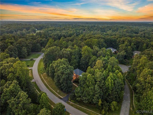 12055 Hadden Hall Dr, Chesterfield, VA 23838