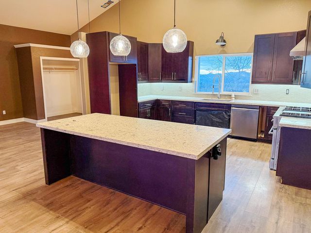 16446 Stamp Mill Loop, Jamestown, CA 95327